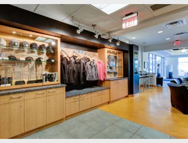 Mercedes-Benz of Willoughby Dealership in Willoughby, OH ...