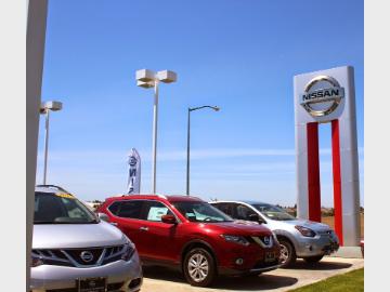 Lithia Nissan of Clovis dealership image 1