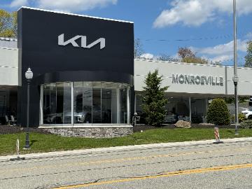 Monroeville Kia dealership image 1