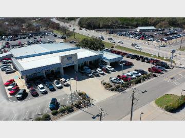 Ken Stoepel Ford dealership image 1