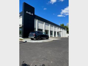 Kia of Portland dealership image 1