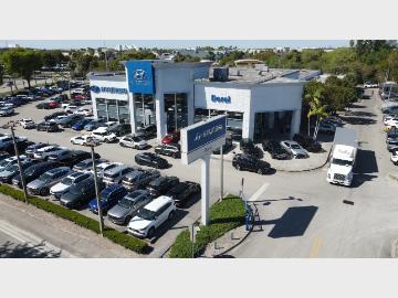 Doral Hyundai dealership image 1