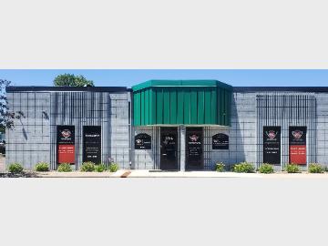 Minneapolis Motorcars dealership image 1
