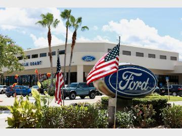 Palm Coast Ford dealership image 1